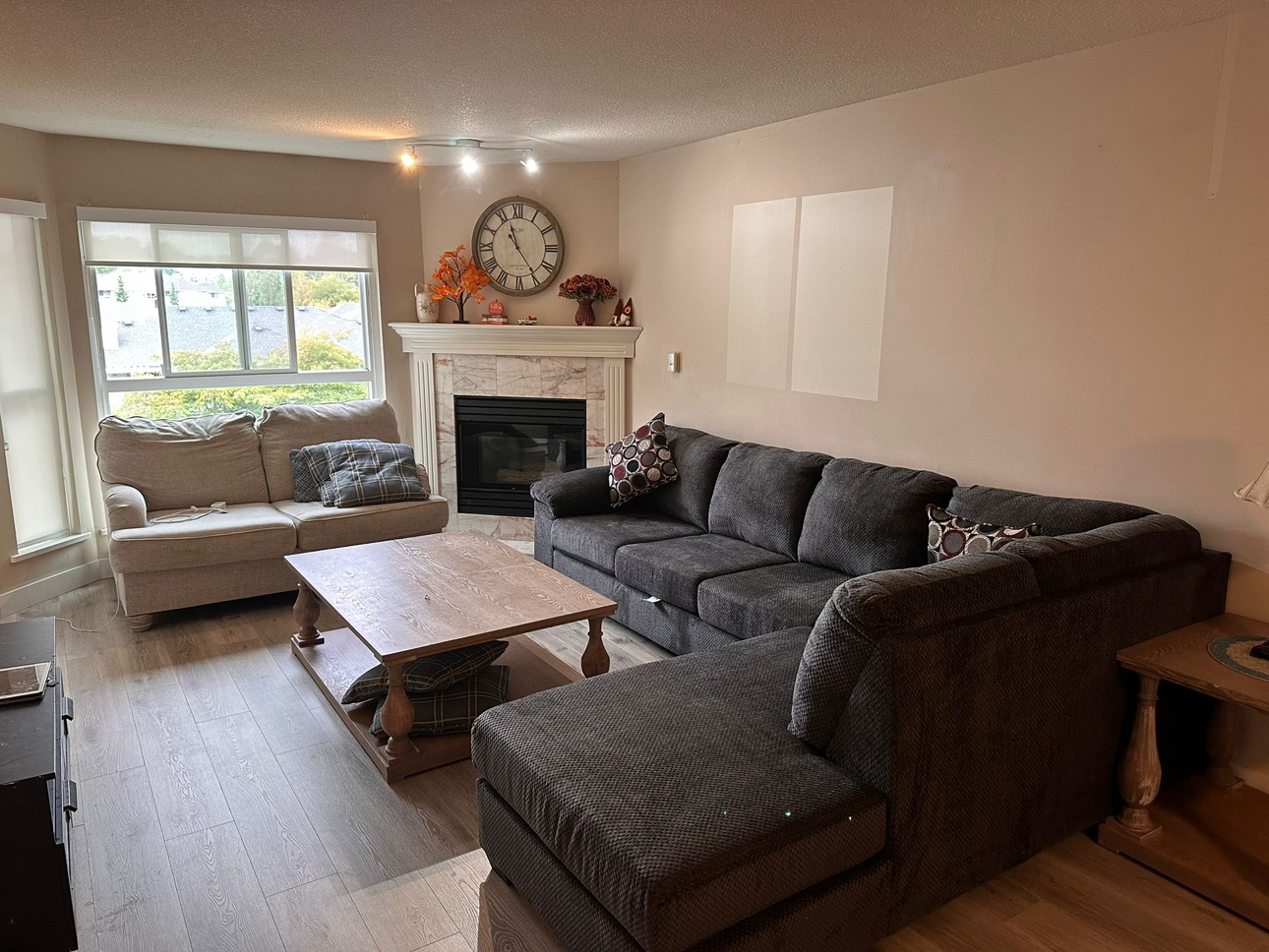 Sectional Sofa - photo 2