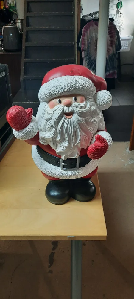 Vintage Santa Claus figurine image indicator(2)