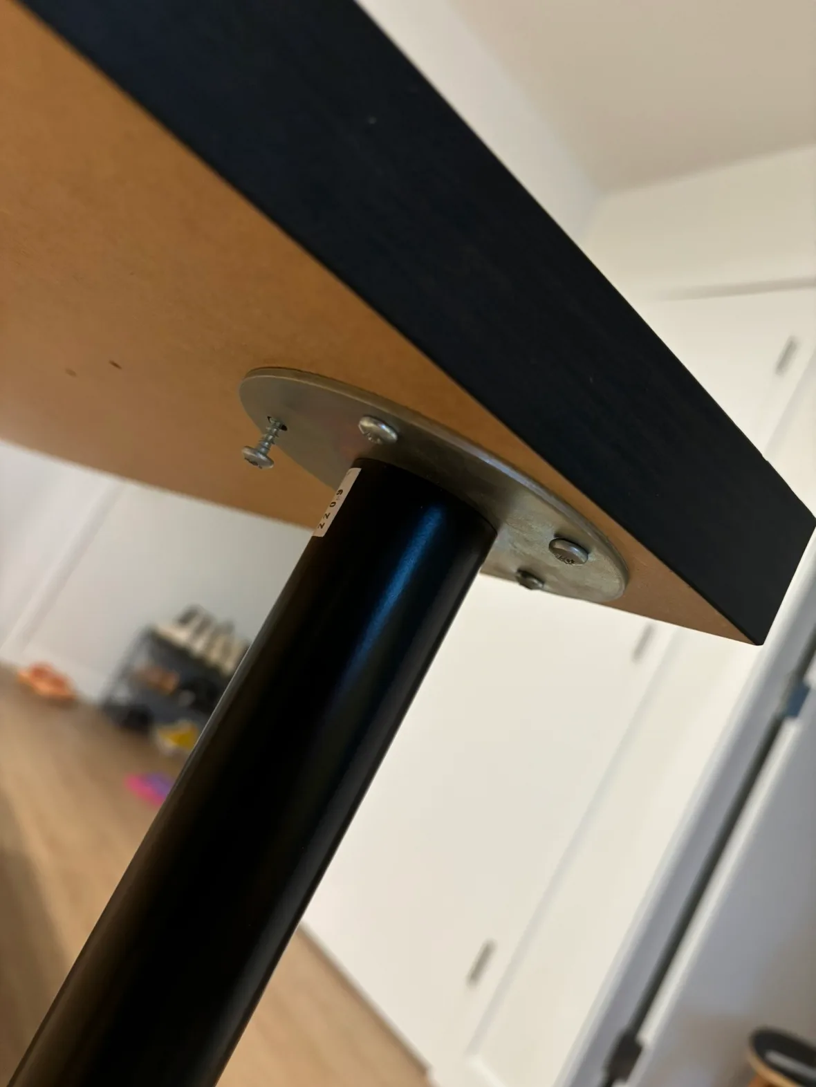 Black Kitchen Table FREE!! image indicator(4)