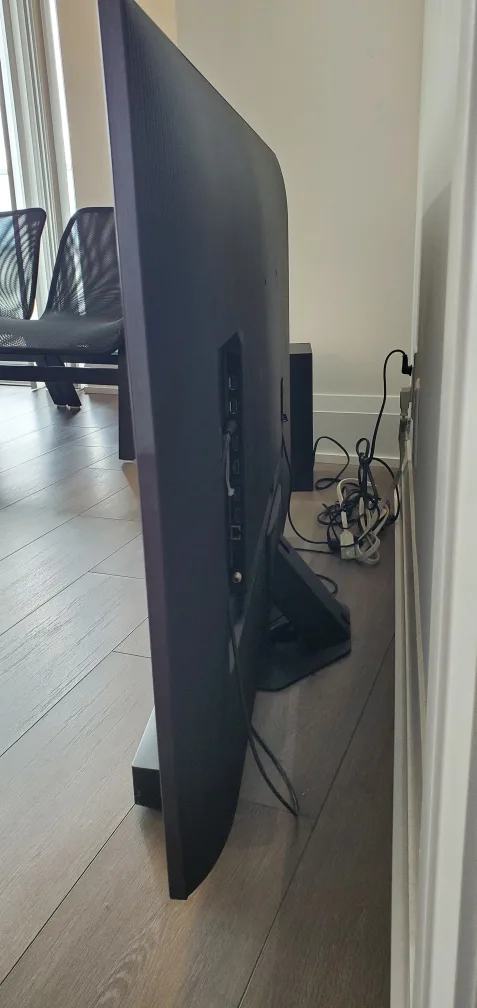 Samsung 55" QLED 4K Q80C and Soundbar with Subwoofer image indicator(5)