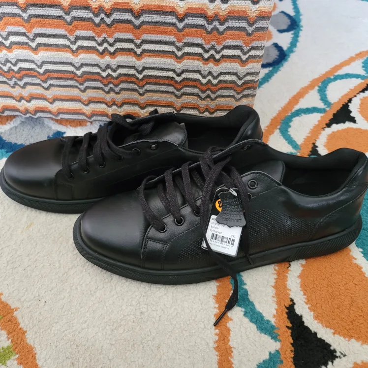 Dockers Men's Black Leather Sneakers thumbnail