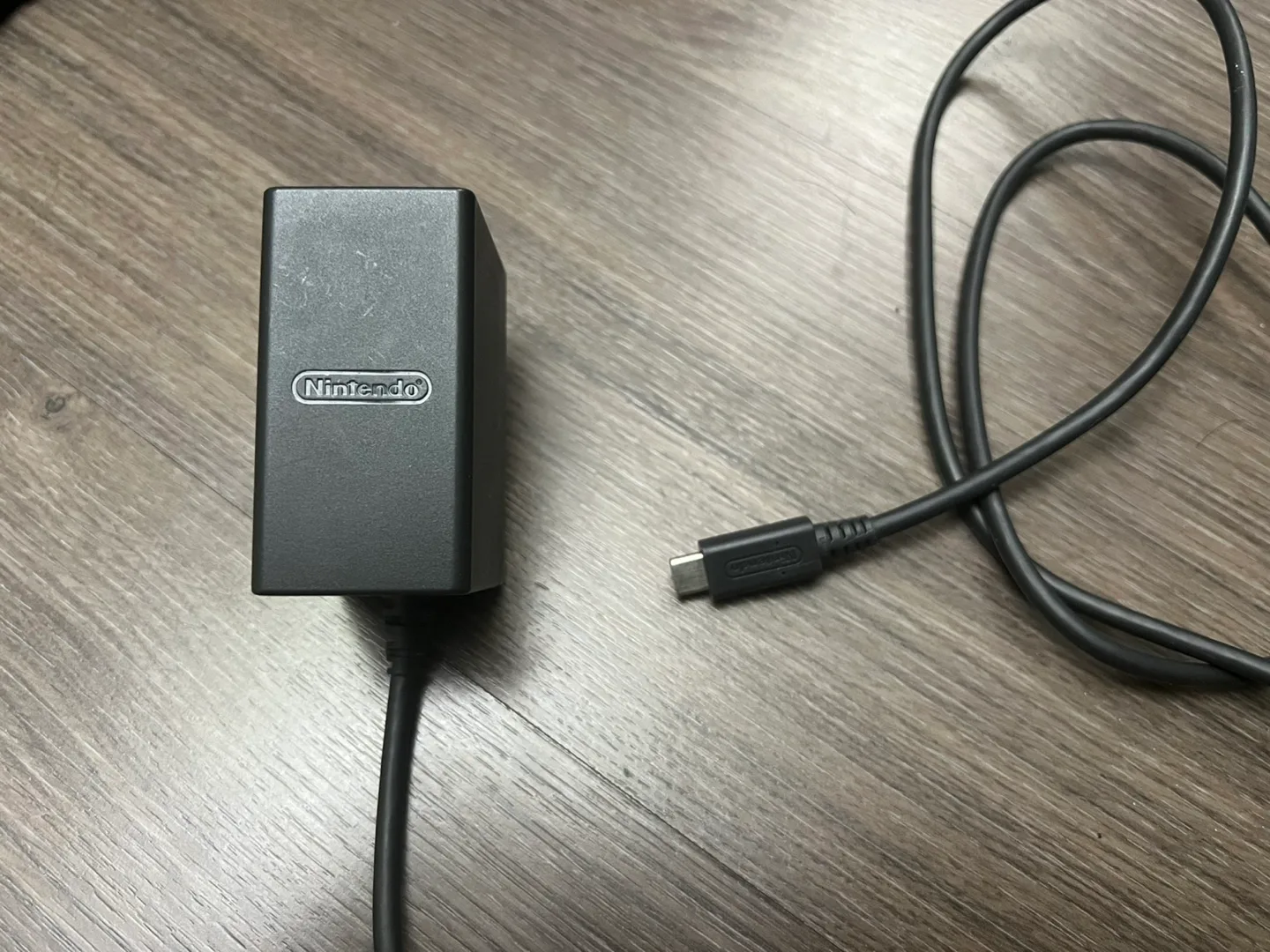 Nintendo Switch Console (Original box included) + Carrying Case image indicator(7)