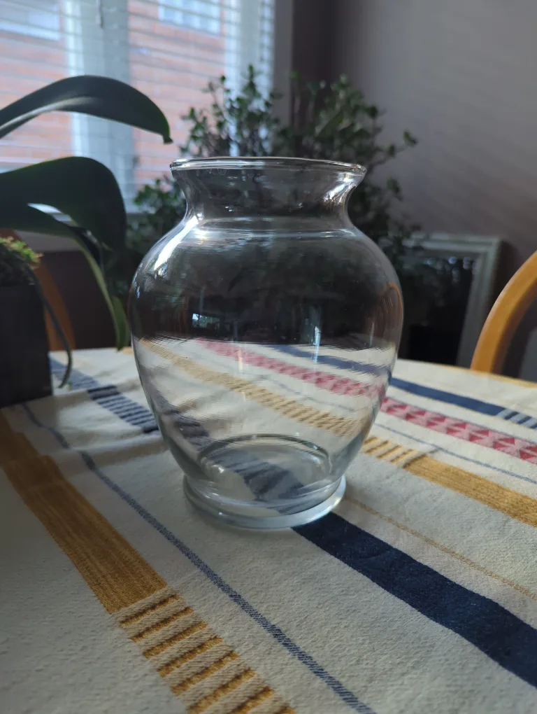 Glass Vase thumbnail