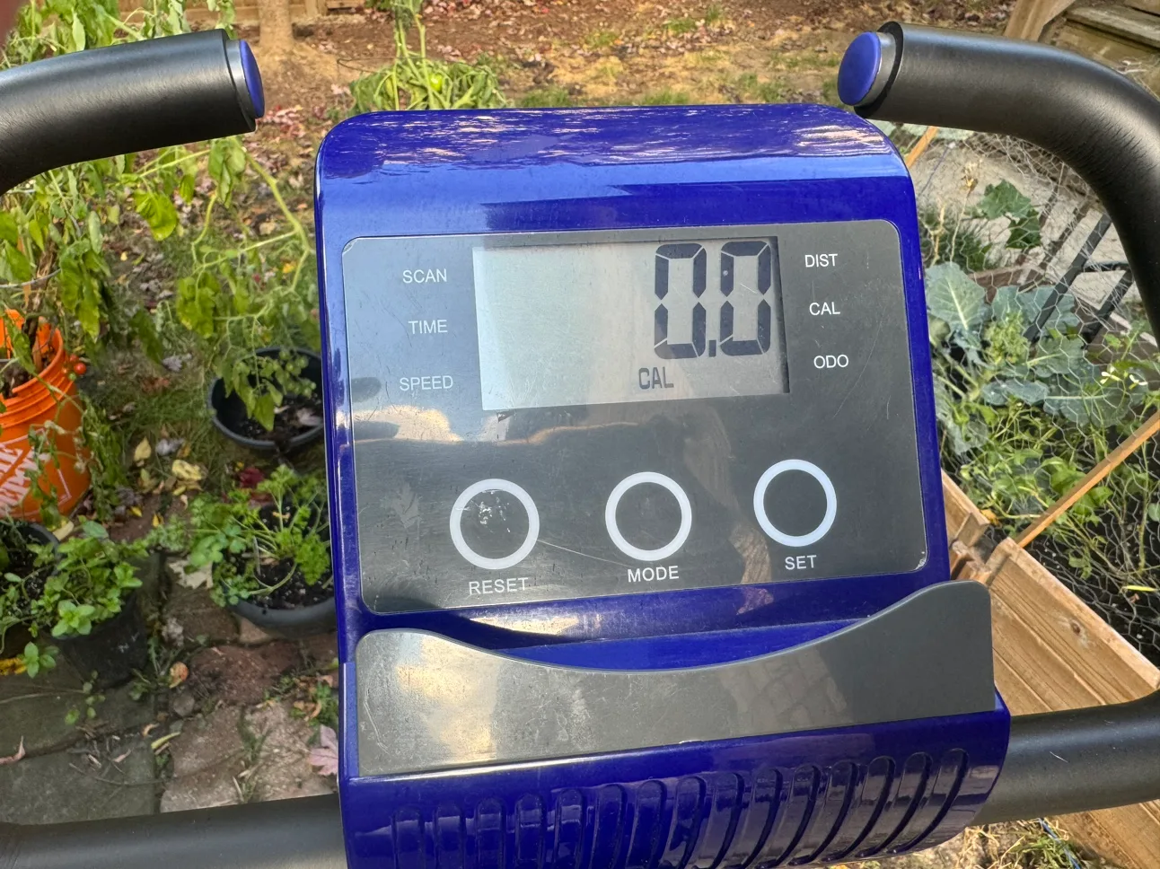 Folding Exercise Bike image indicator(4)