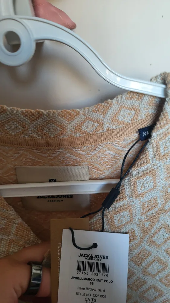 Jack & Jones Blumarco Patterned-Knit Polo Shirt image indicator(5)