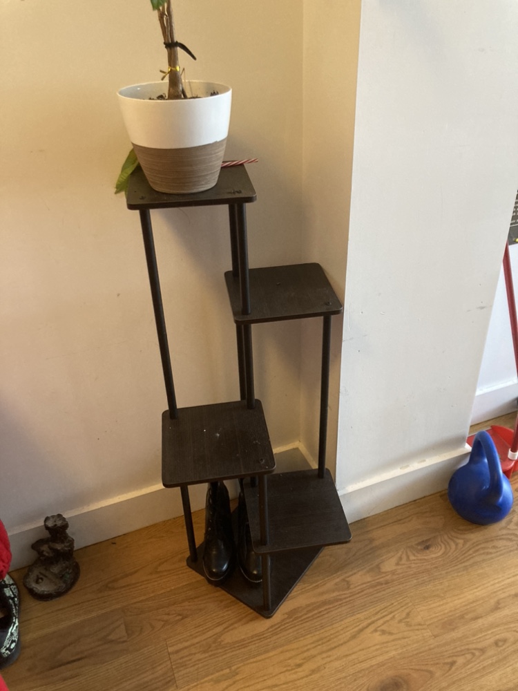 Plant stand - photo 3