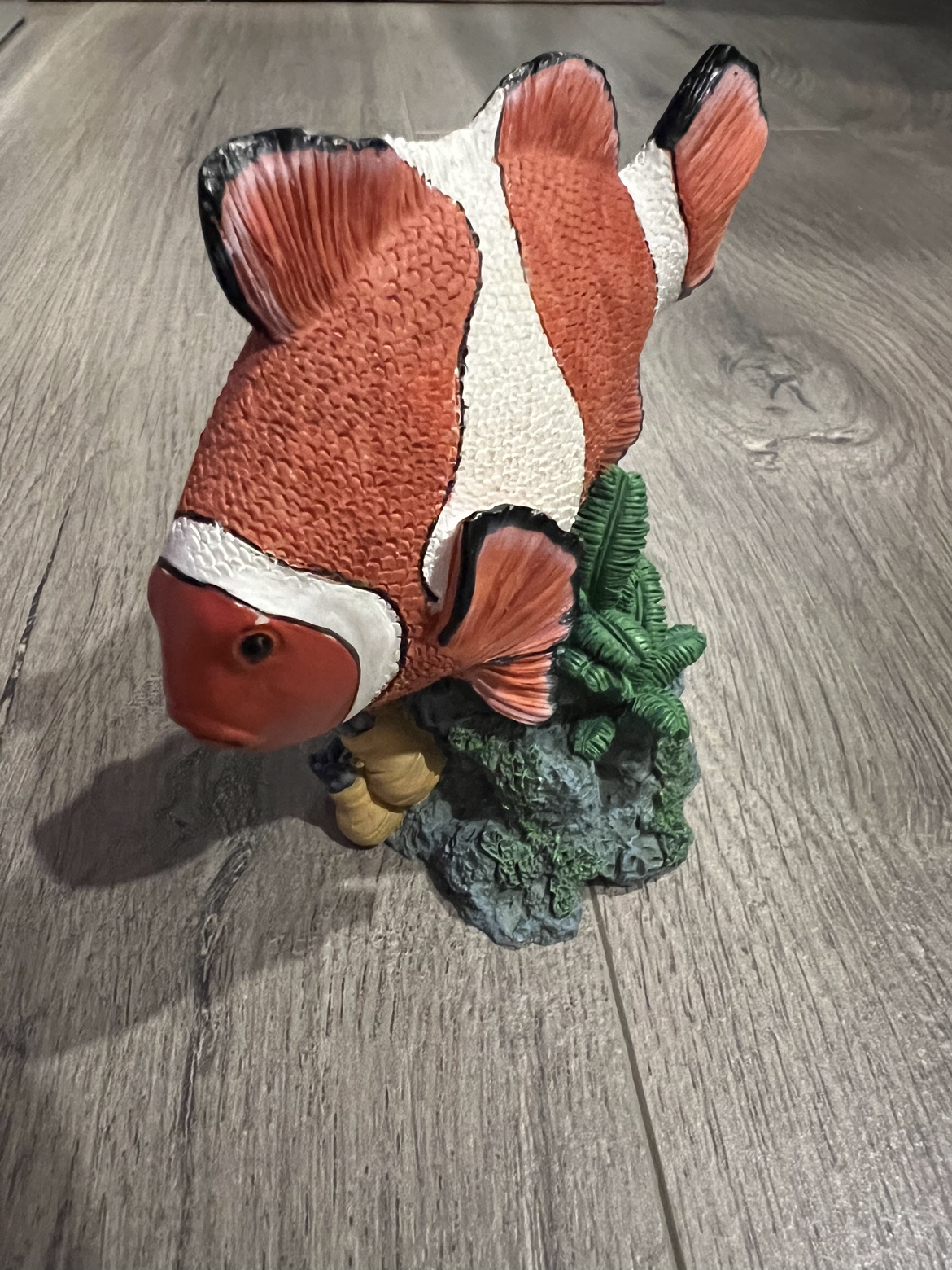 Clownfish Figurine from Mandalay Bay - photo 4