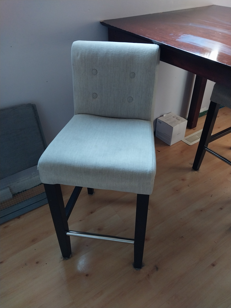 Table and Three Stools - photo 2