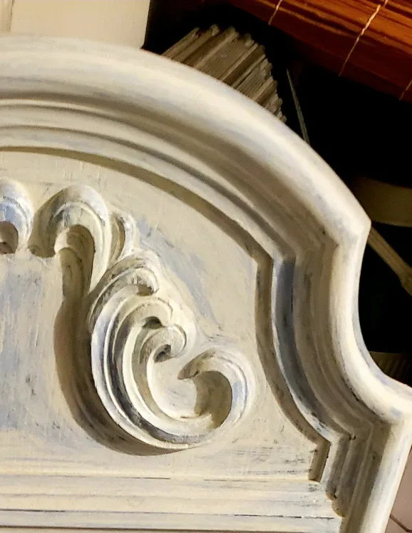 Ornate White Mirror image indicator(3)