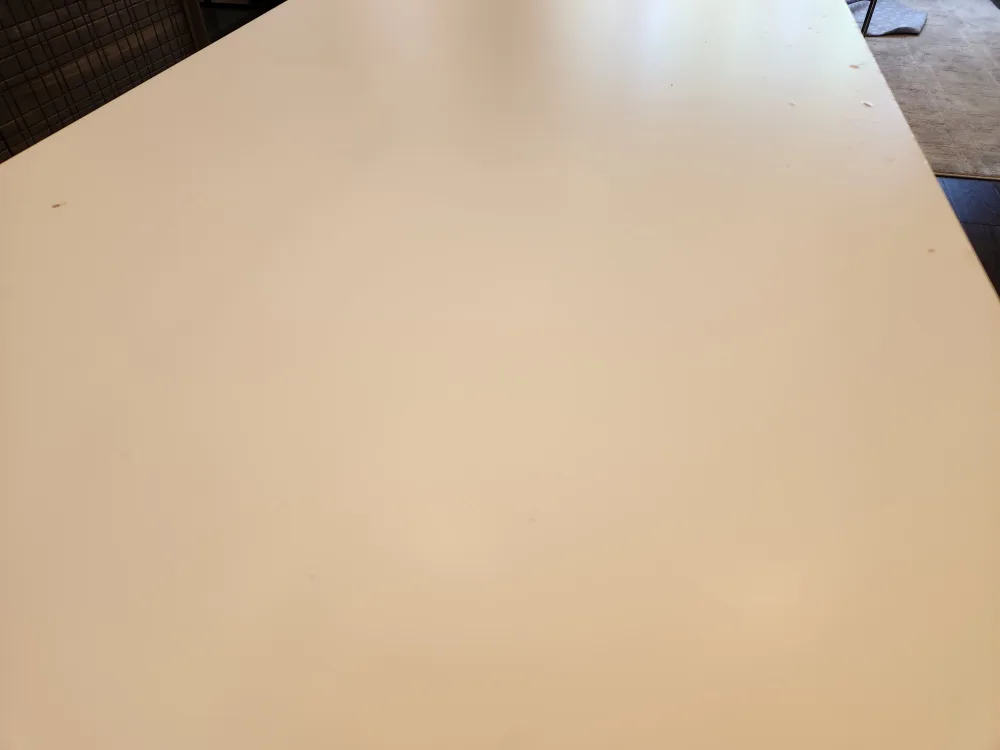 White Table image indicator(4)