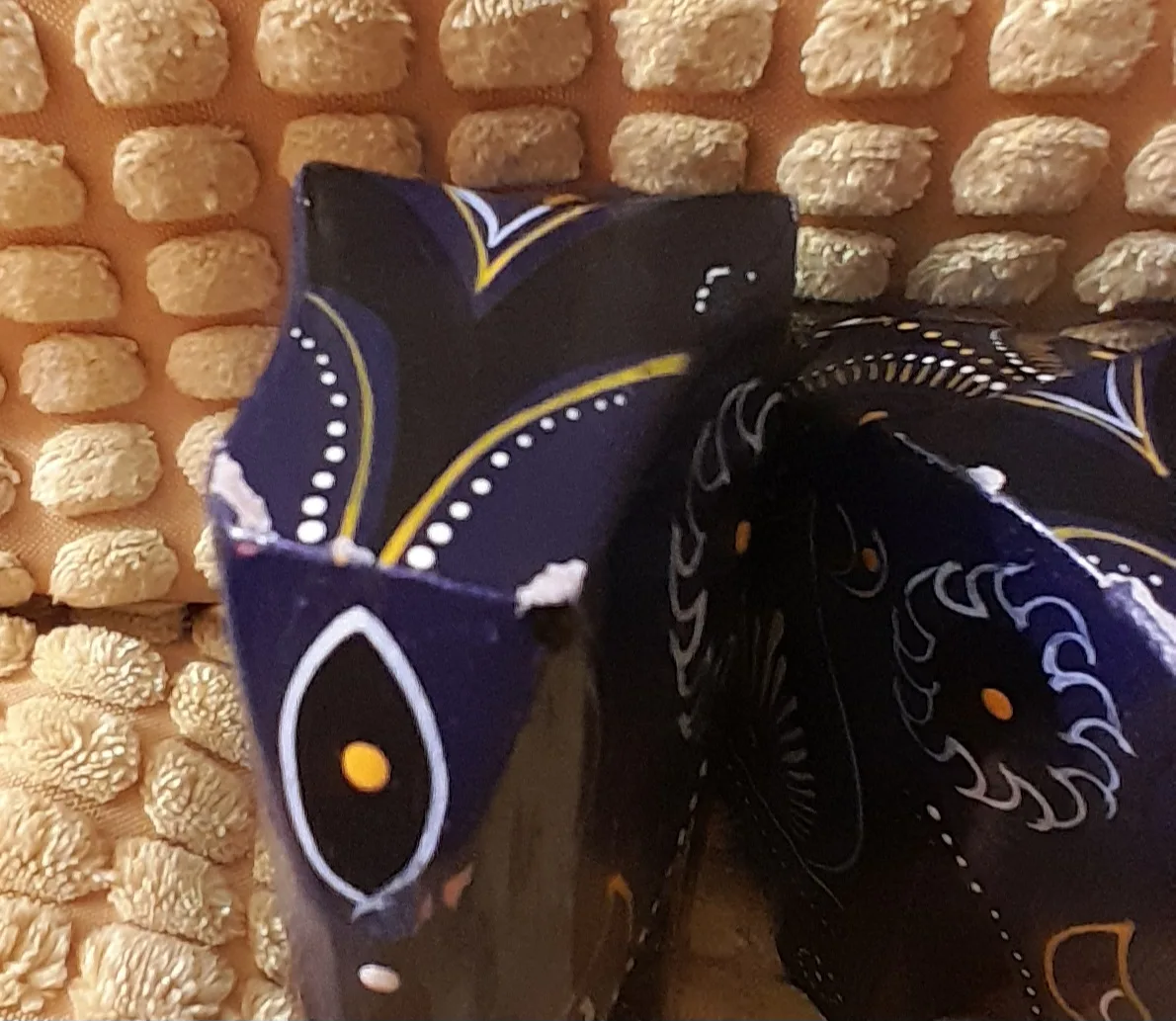 Set of 4 Wooden Elephants image indicator(5)