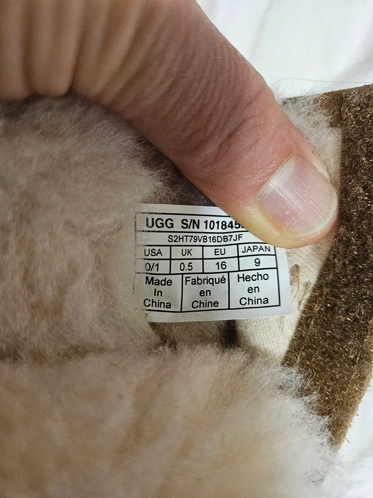 Ugg Baby Booties with Pink Bows image indicator(5)