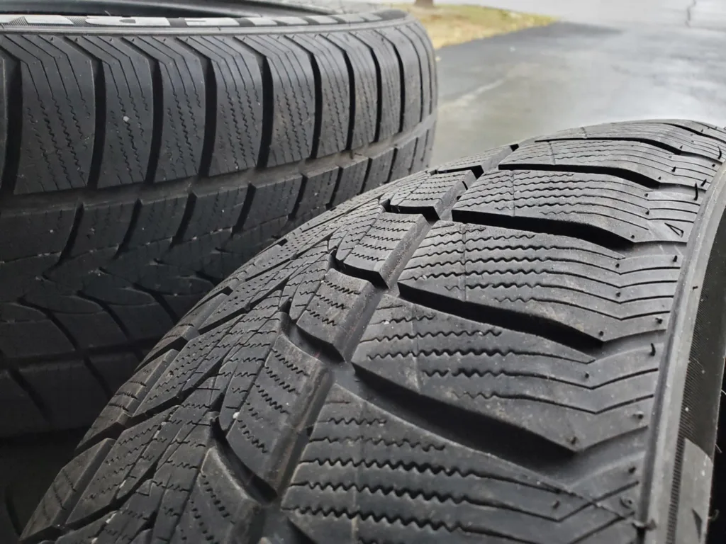 Set of 3 Winter Tires thumbnail