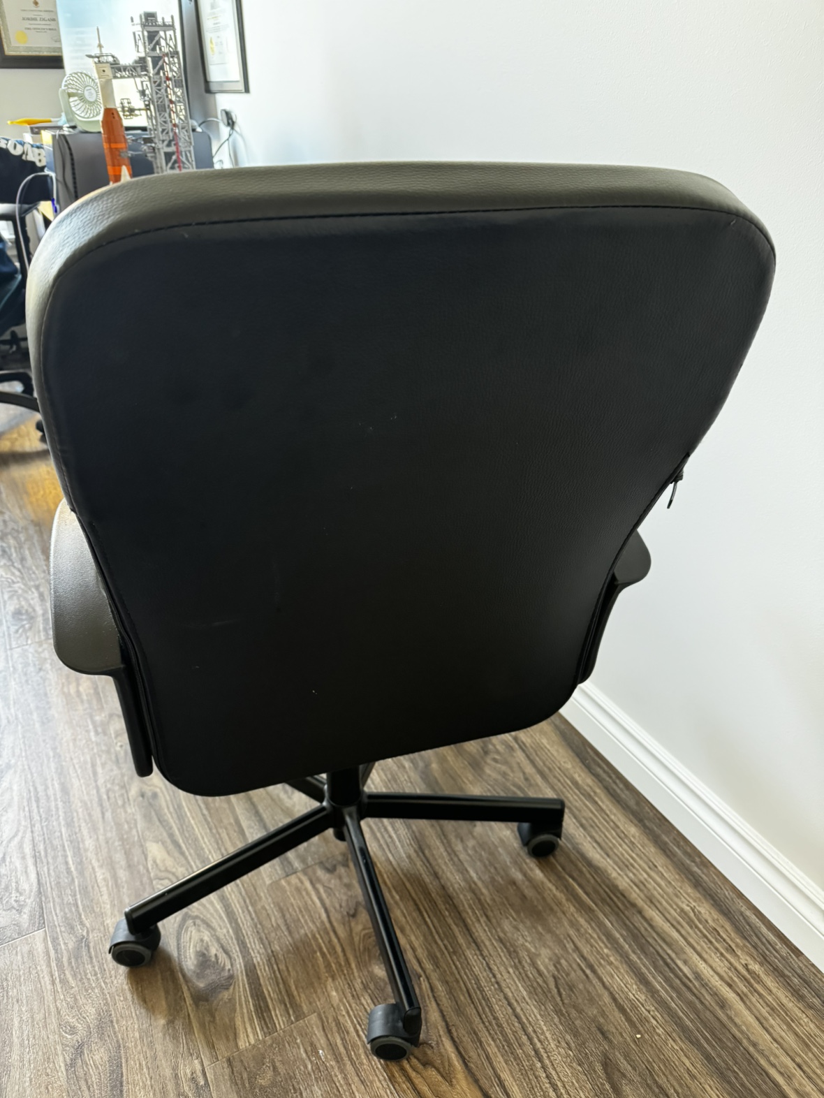 Office Chair - photo 3