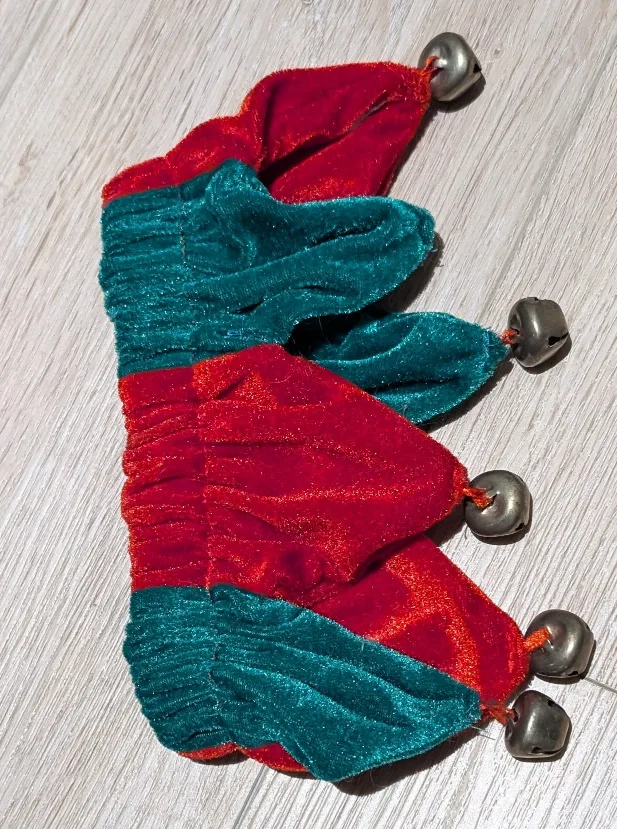 Elf Costume for Dog image indicator(3)