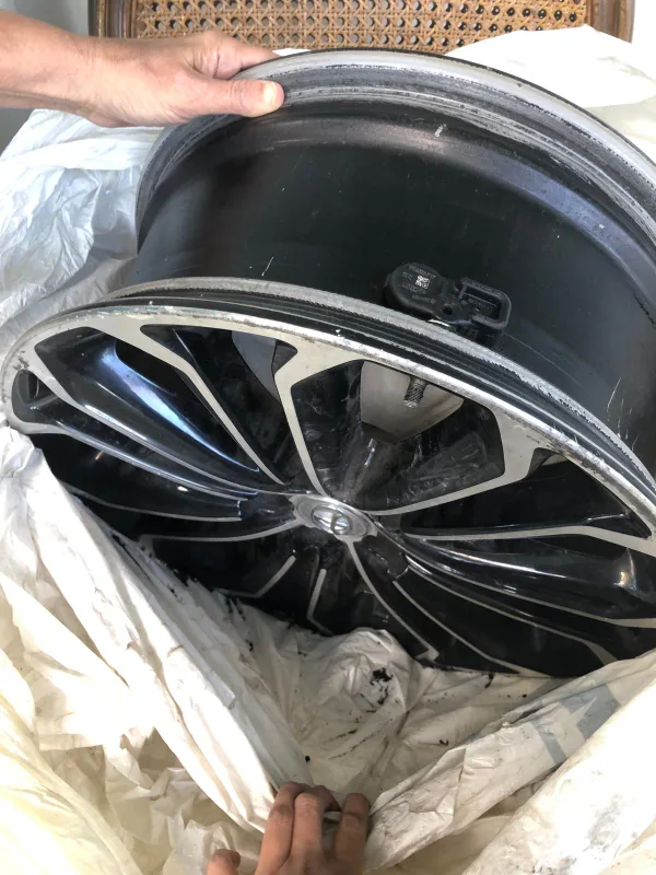 17" Toyota Corolla Alloy three Wheels & Tire $800 image indicator(4)