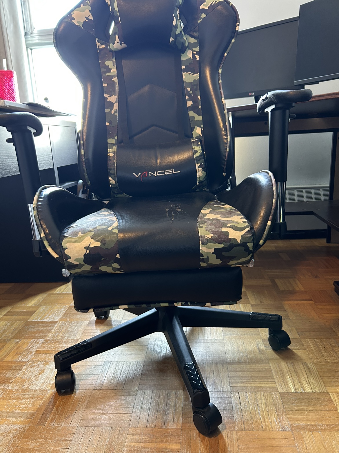 VANCEL Gaming Chair