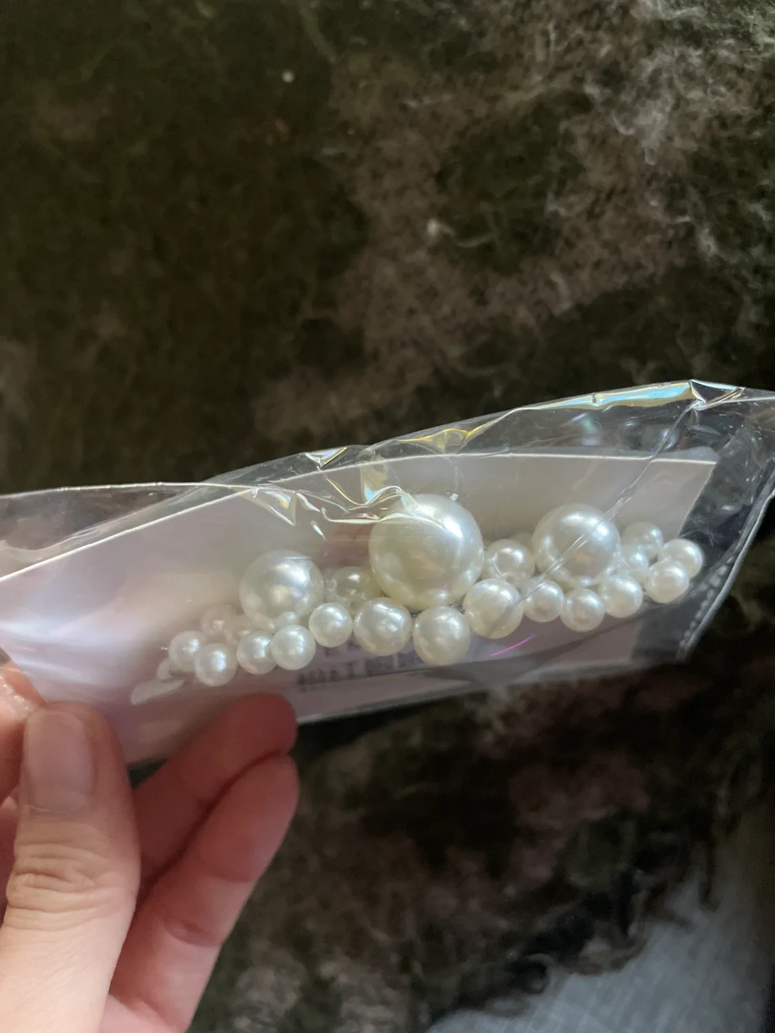 Pearl Hair Clip image indicator(2)