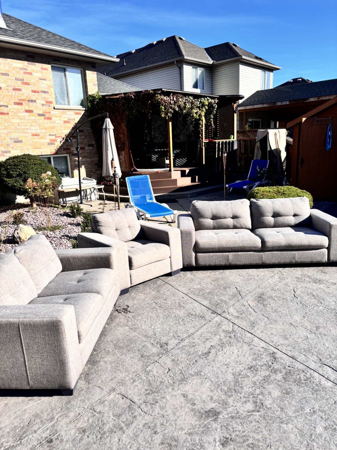 Beautiful three-piece sofa set gray