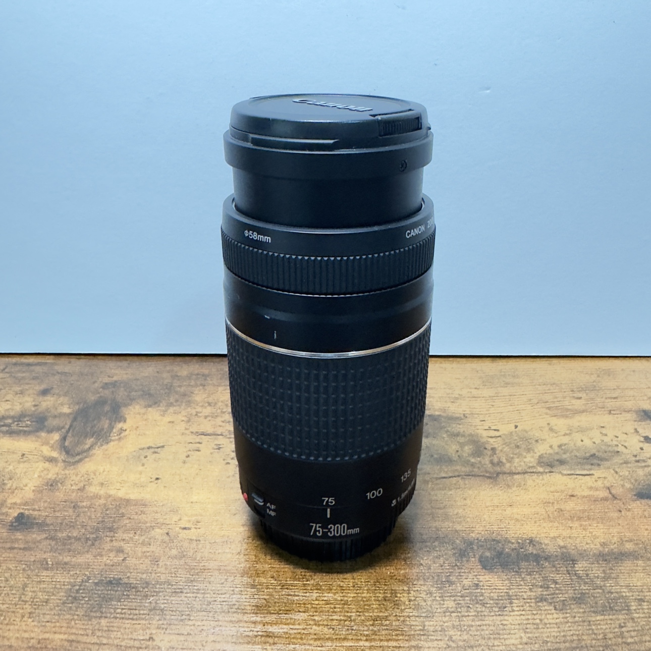 Canon 75-300mm f/4-5.6 III Lens - photo 2