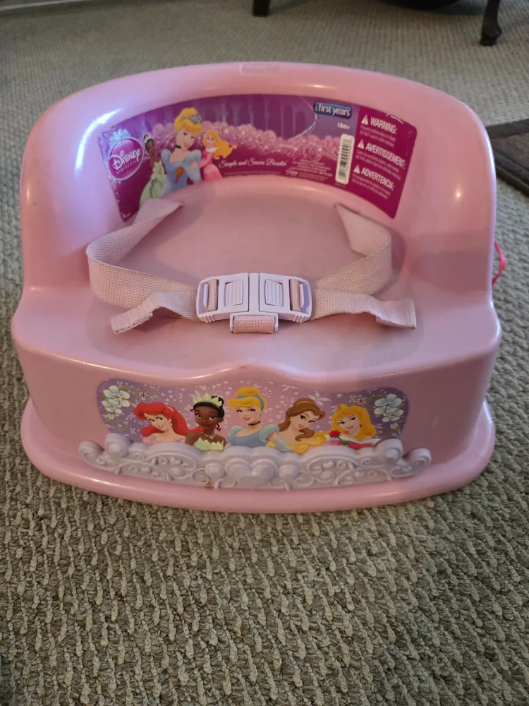 2 Pink booster seats. both for $10 image indicator(2)