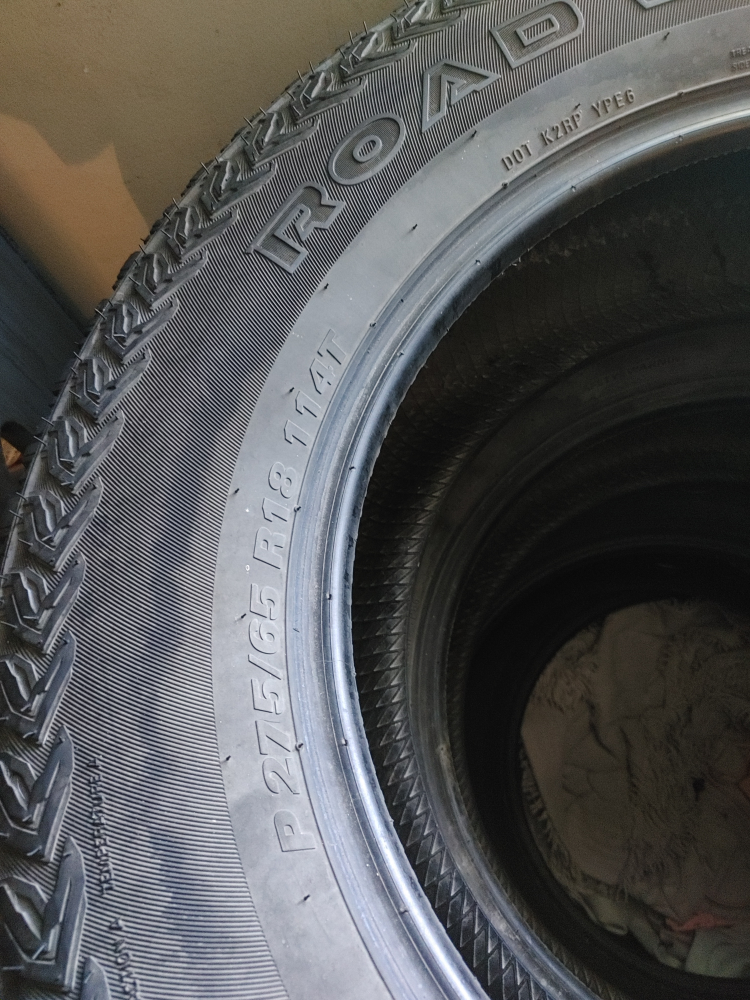 Kumho Road Venture AT 275/65R18 114T Tires - photo 3