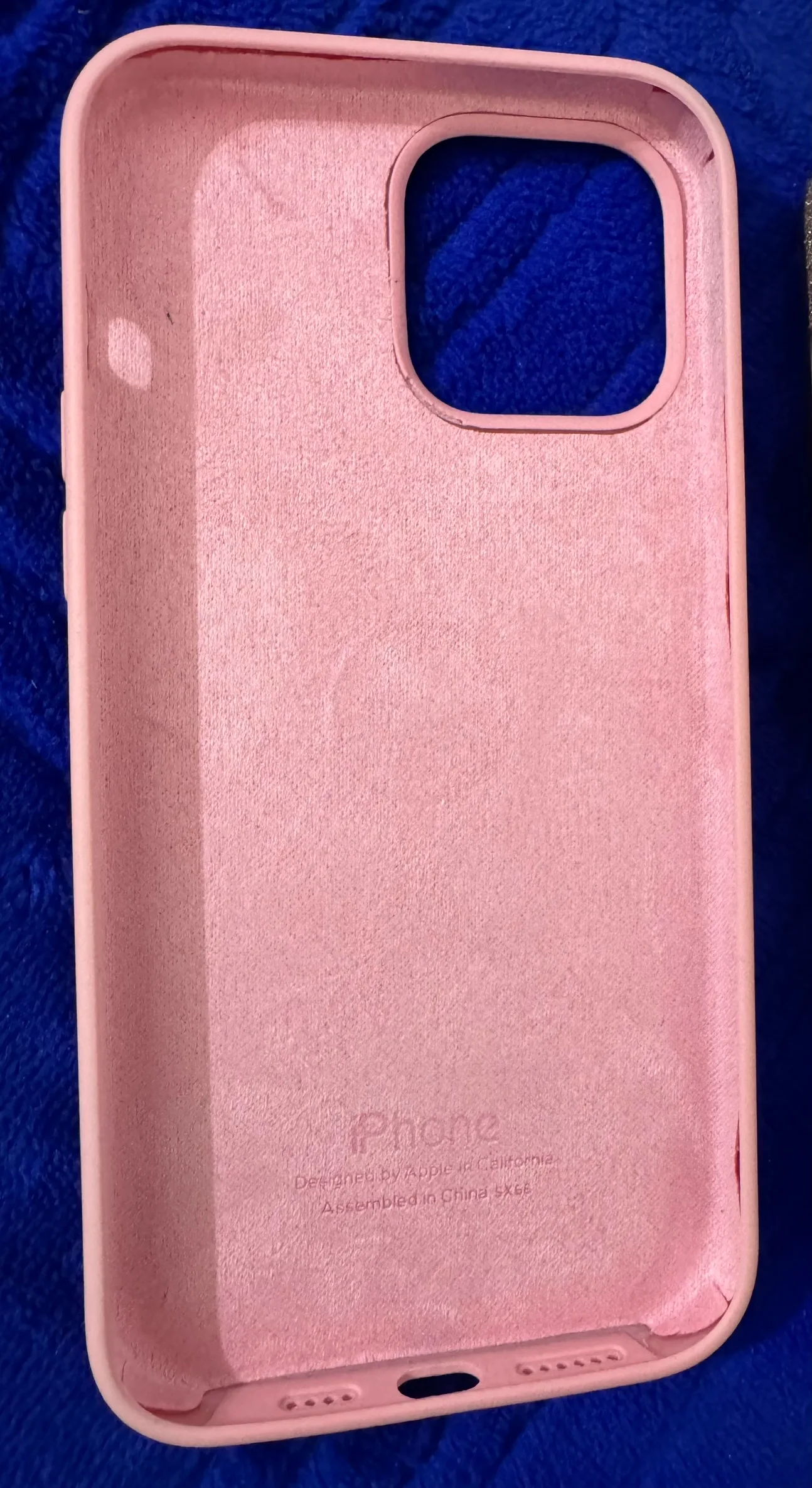 iPhone 13 Pro Max Case image indicator(5)