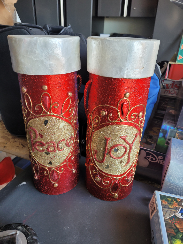 18 inch High Christmas Decor - Peace and Joy