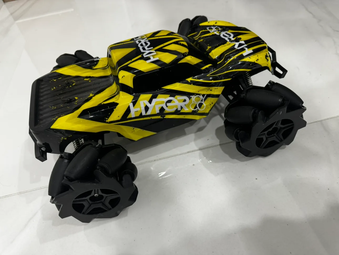 Hyperco RC Monster Truck thumbnail