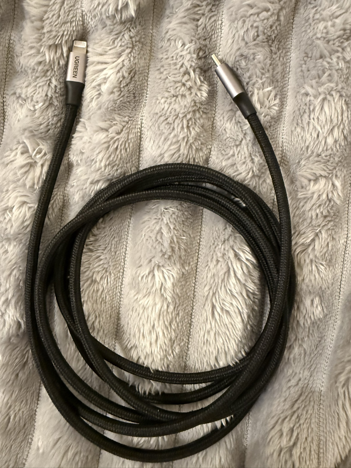 LIKE NEW UGREEN USB C to Lightning Cable, 6FT