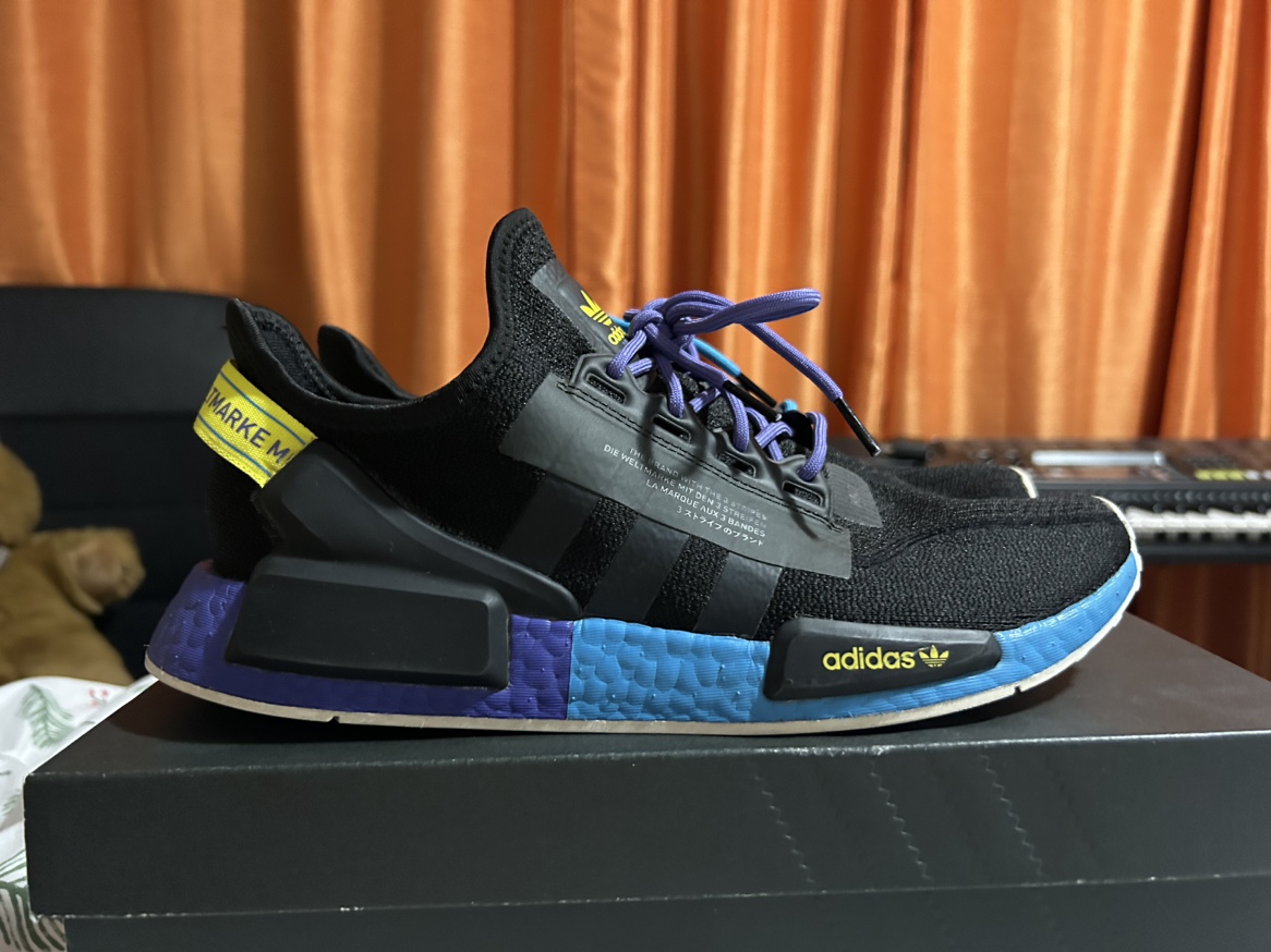 Adidas NMD V2 - photo 3