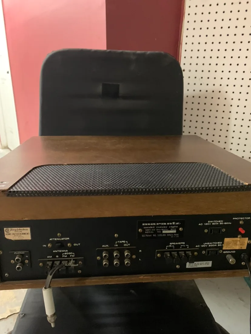 Marantz Model Twenty Eight Stereo Receiver image indicator(3)