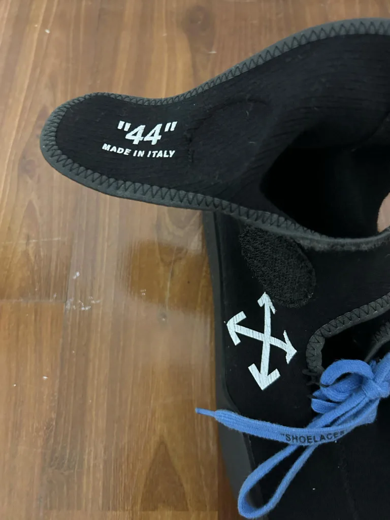 Off-White cst-100 moto wrap sneaker image indicator(4)