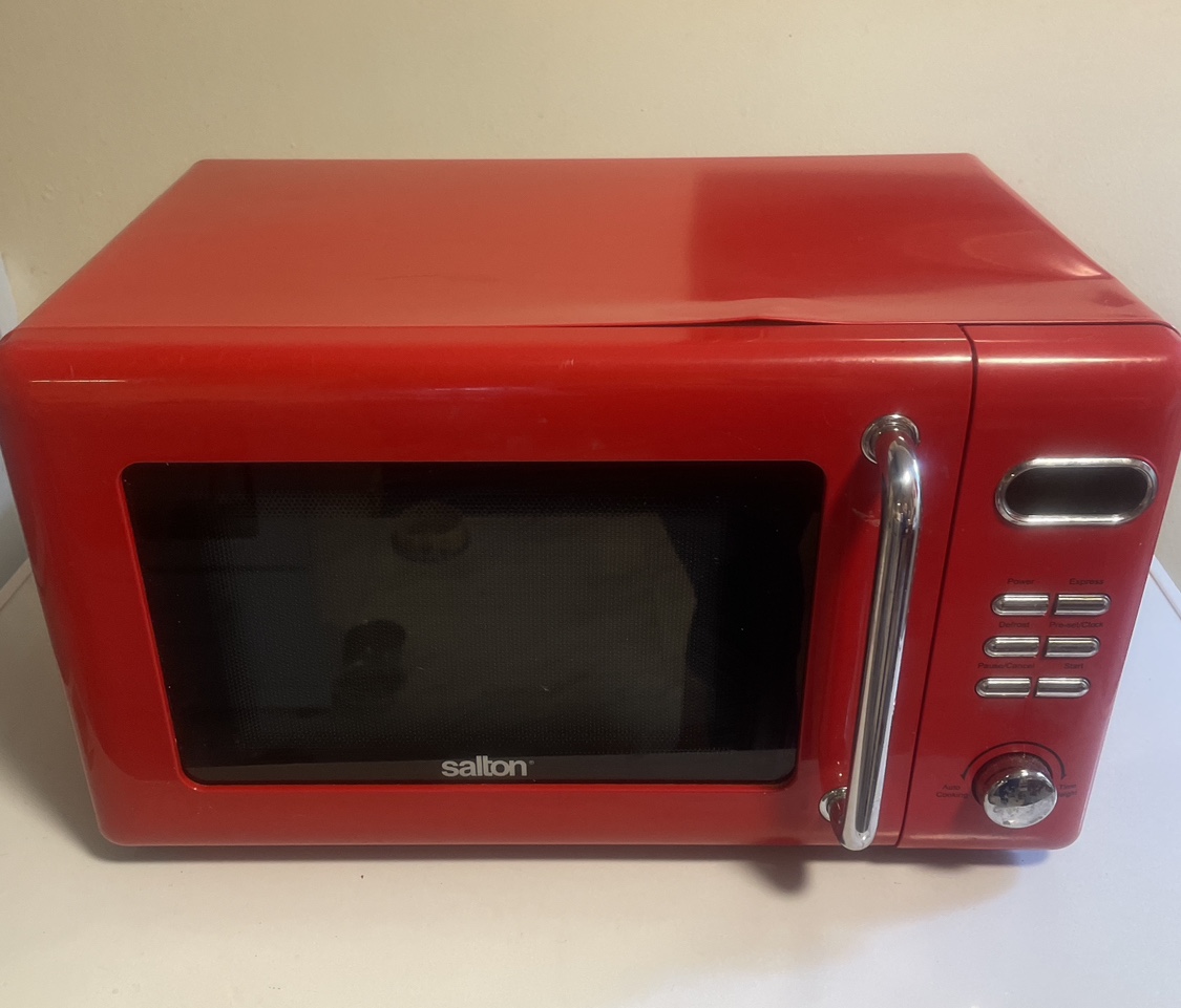 Salton Microwave