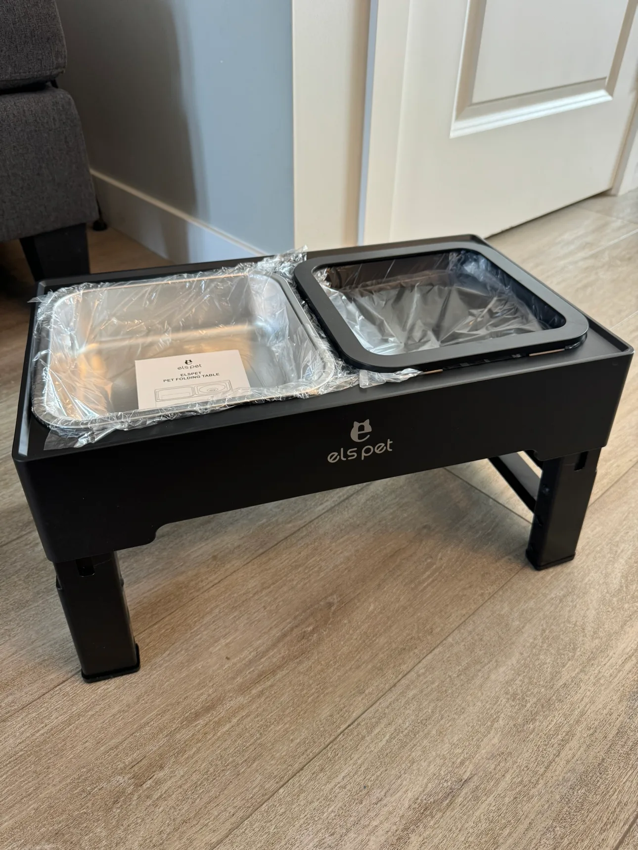 Elevated Pet Bowl thumbnail