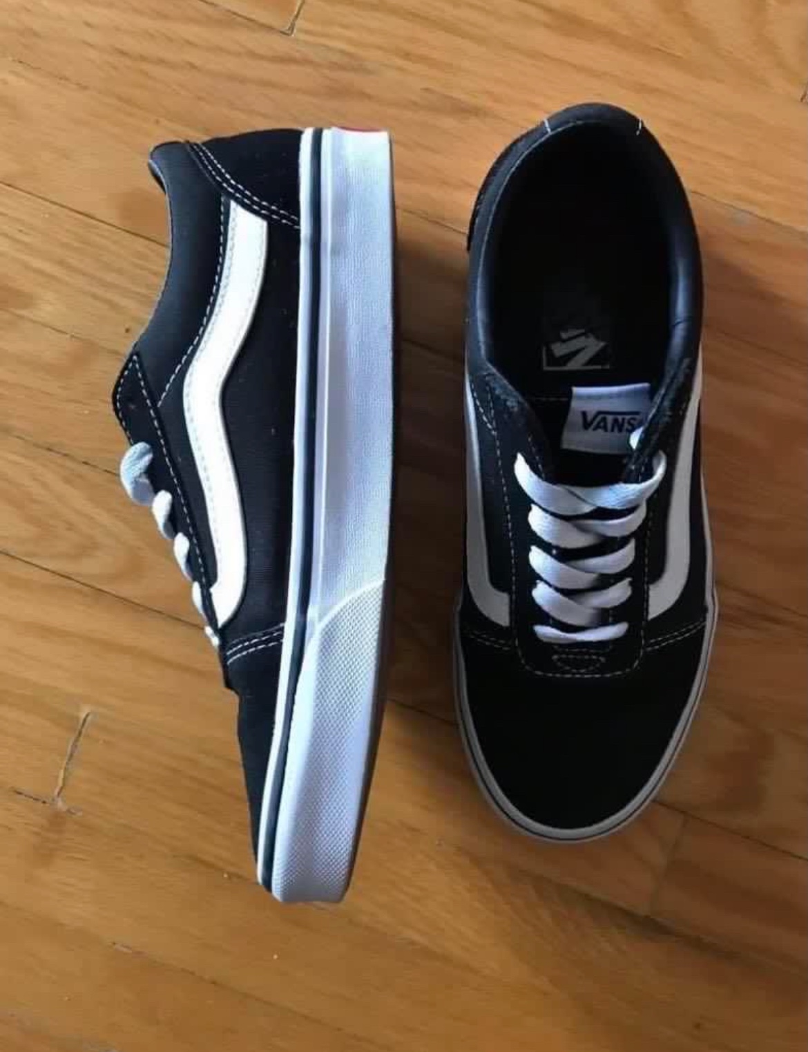 Black Vans Size 7 - photo 2