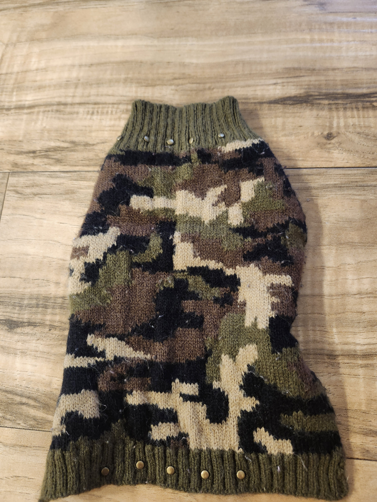 Dog Clothes Bundle - 5 Pieces - photo 2