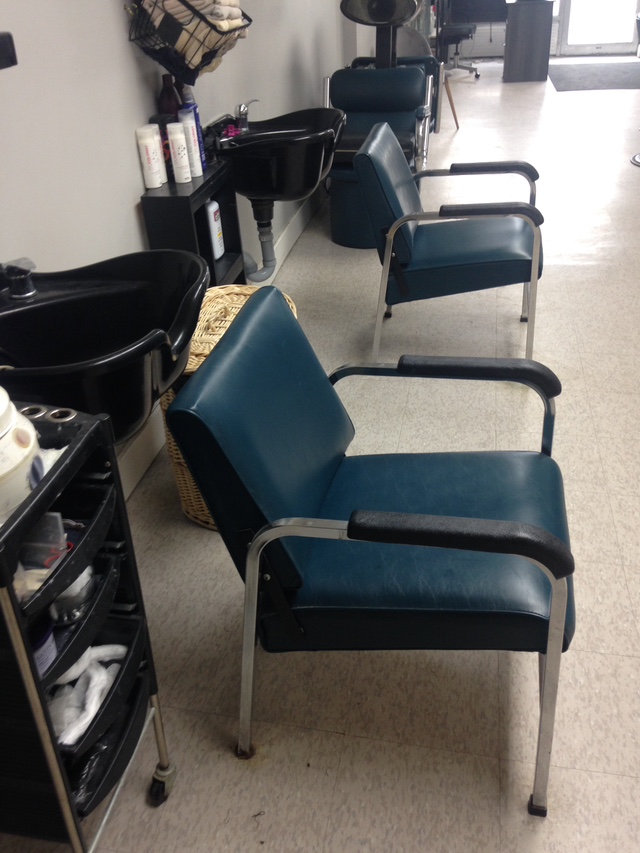 Salon shampoo Chair - 2