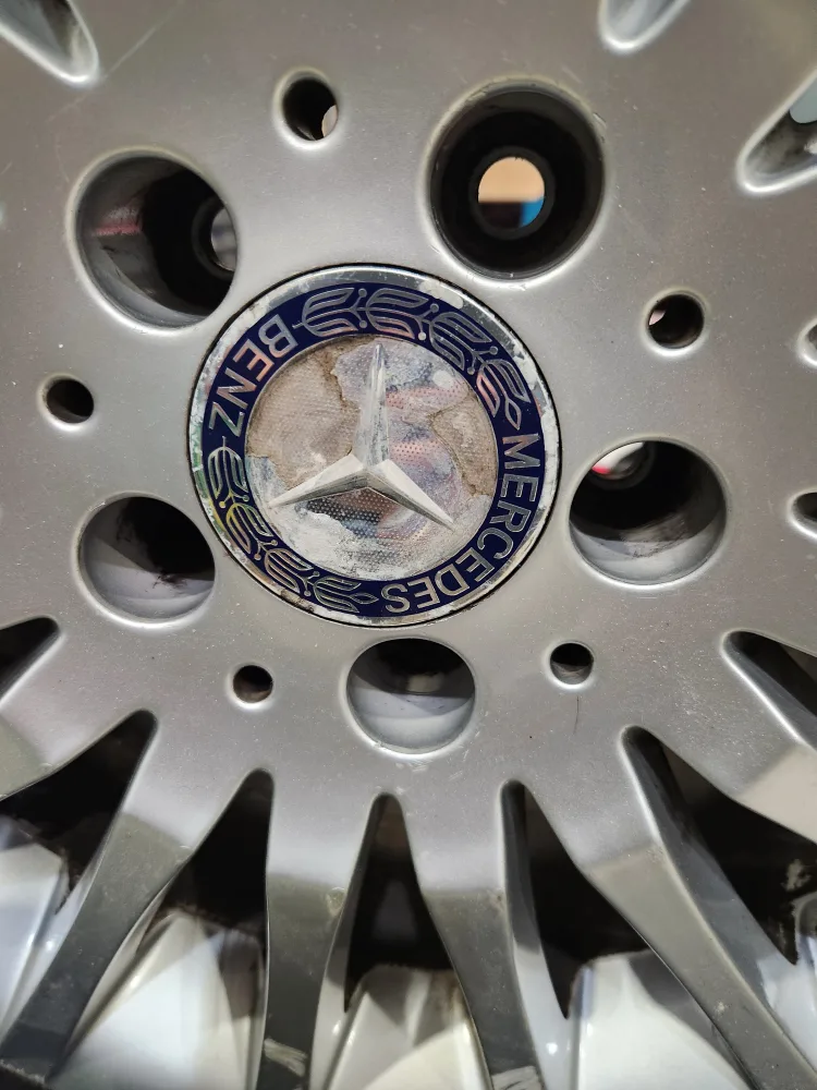 17" Mercedes Benz series C rims image indicator(2)