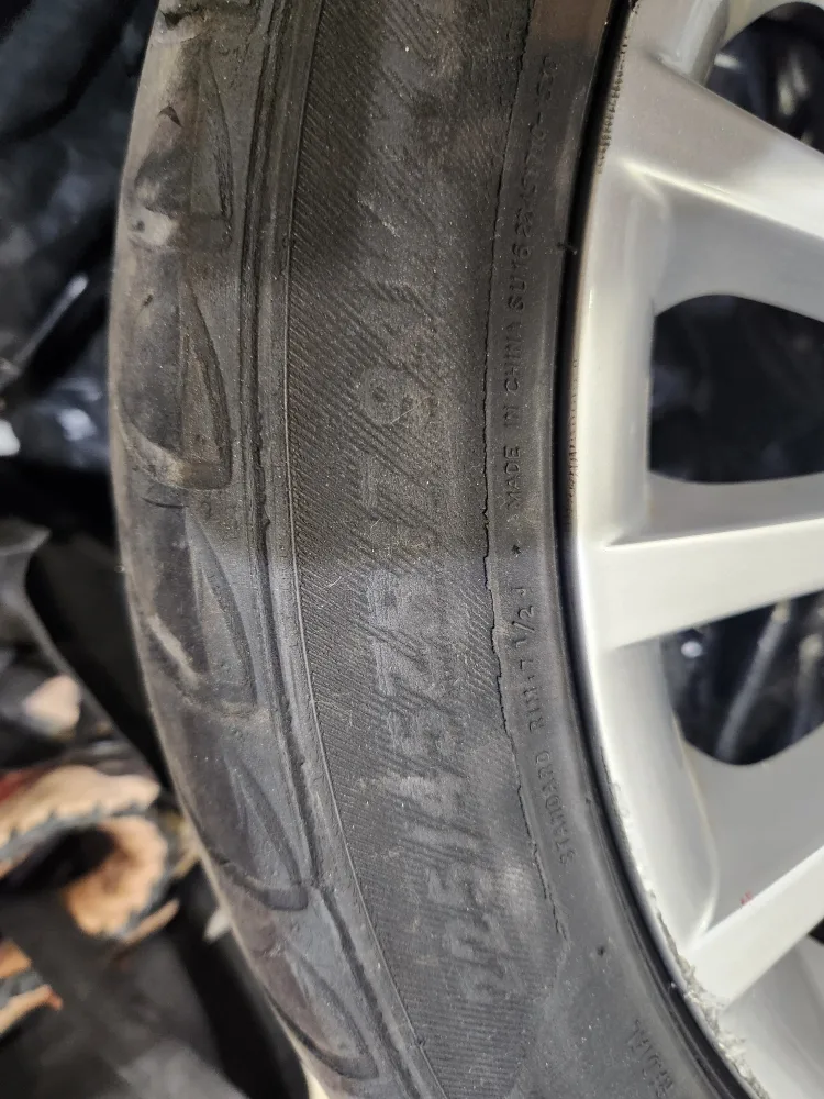 17" Mercedes Benz series C rims image indicator(3)