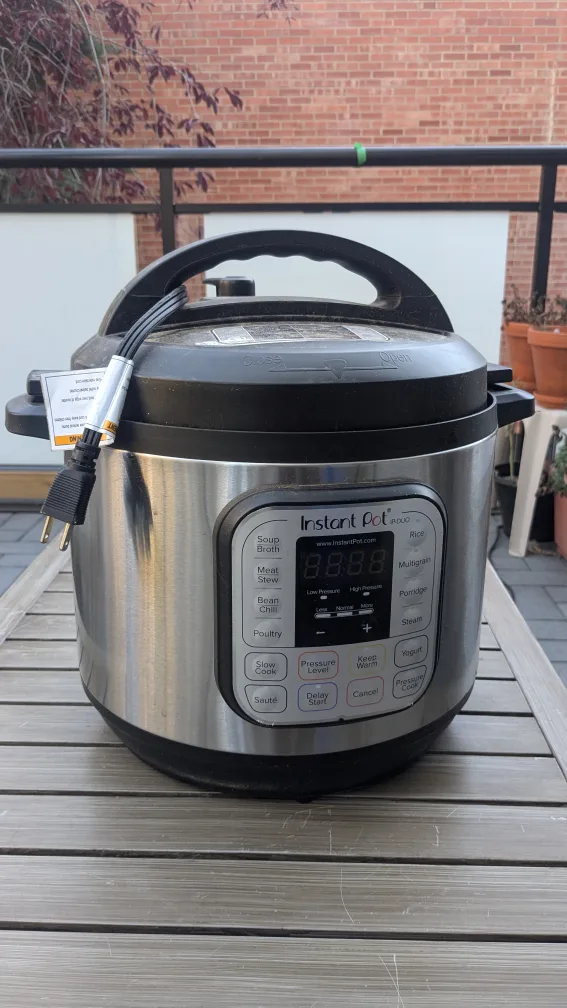 Instant Pot Duo 80 Electric Pressure Cooker