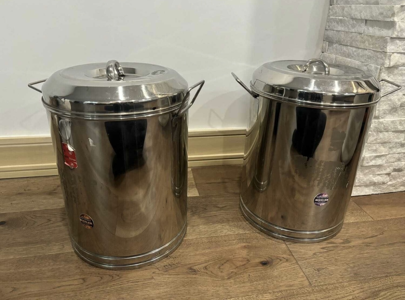 One Stainless Steel Container - photo 4
