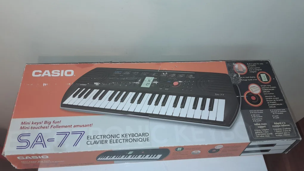 Casio SA-77 Electronic Keyboard thumbnail
