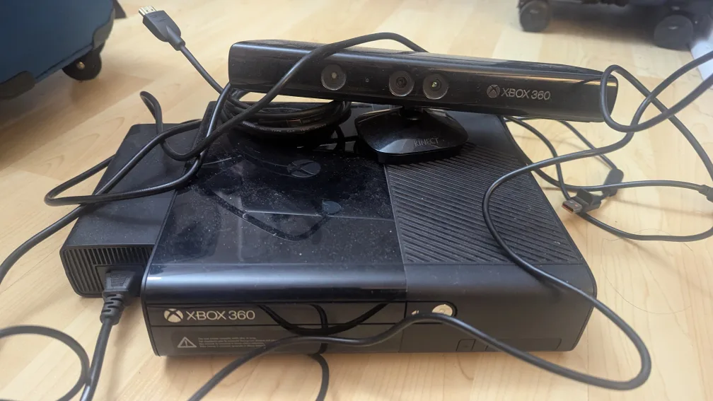 Moving sale: Xbox 360 Console with controller, Kinect, 2 games thumbnail