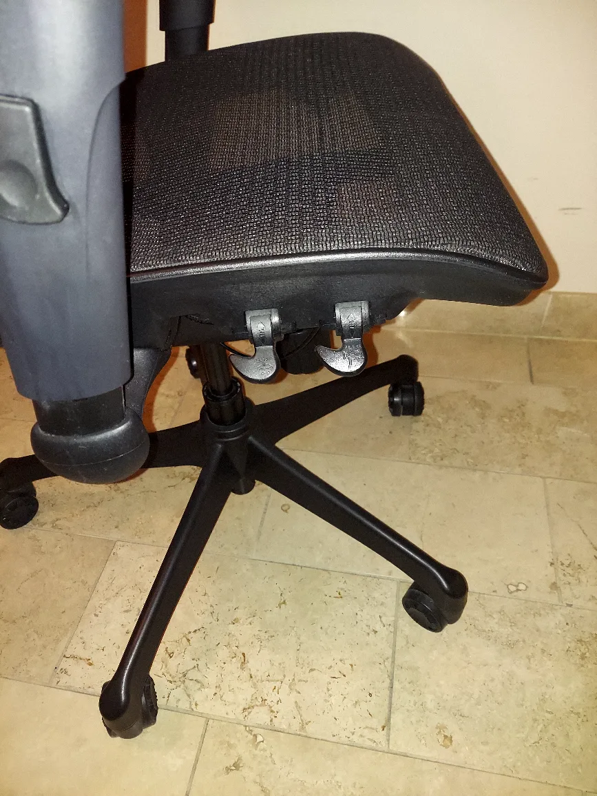 Mesh Office Chair with Adjustable Arms image indicator(6)