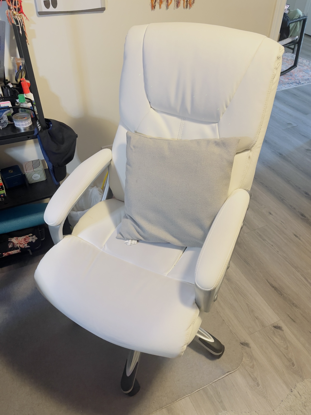White Office Chair - photo 2