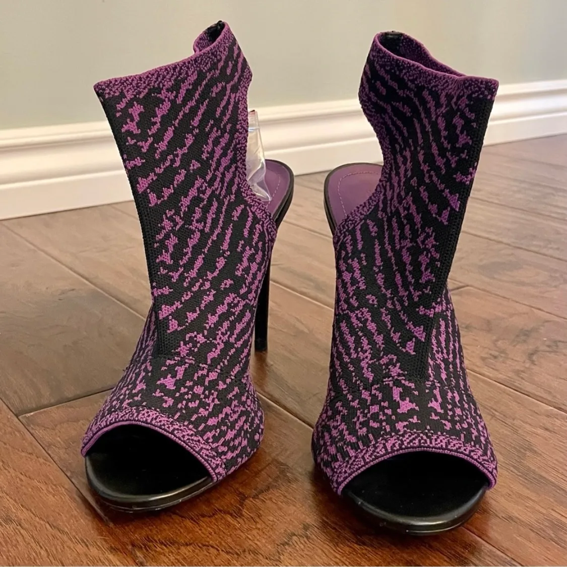 Zara Open Toed Heels image indicator(4)