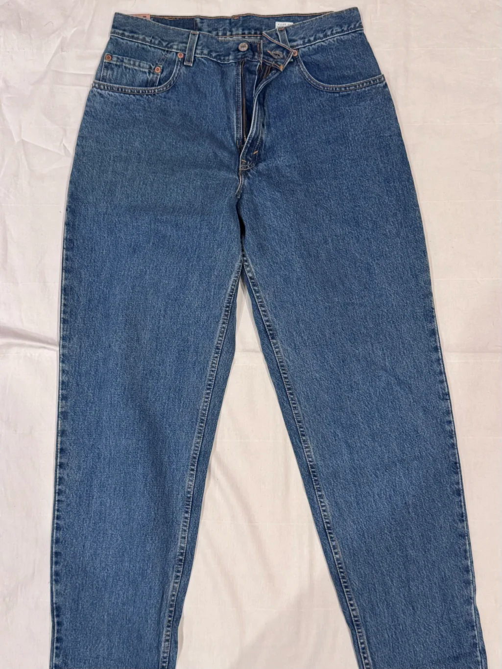 Levi's 560 Loose Fit Tapered Leg Jeans thumbnail