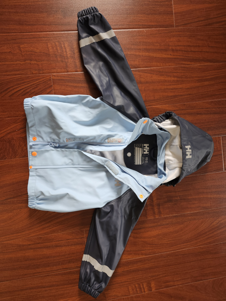 Helly Hansen Rain Suit size 2T - photo 4