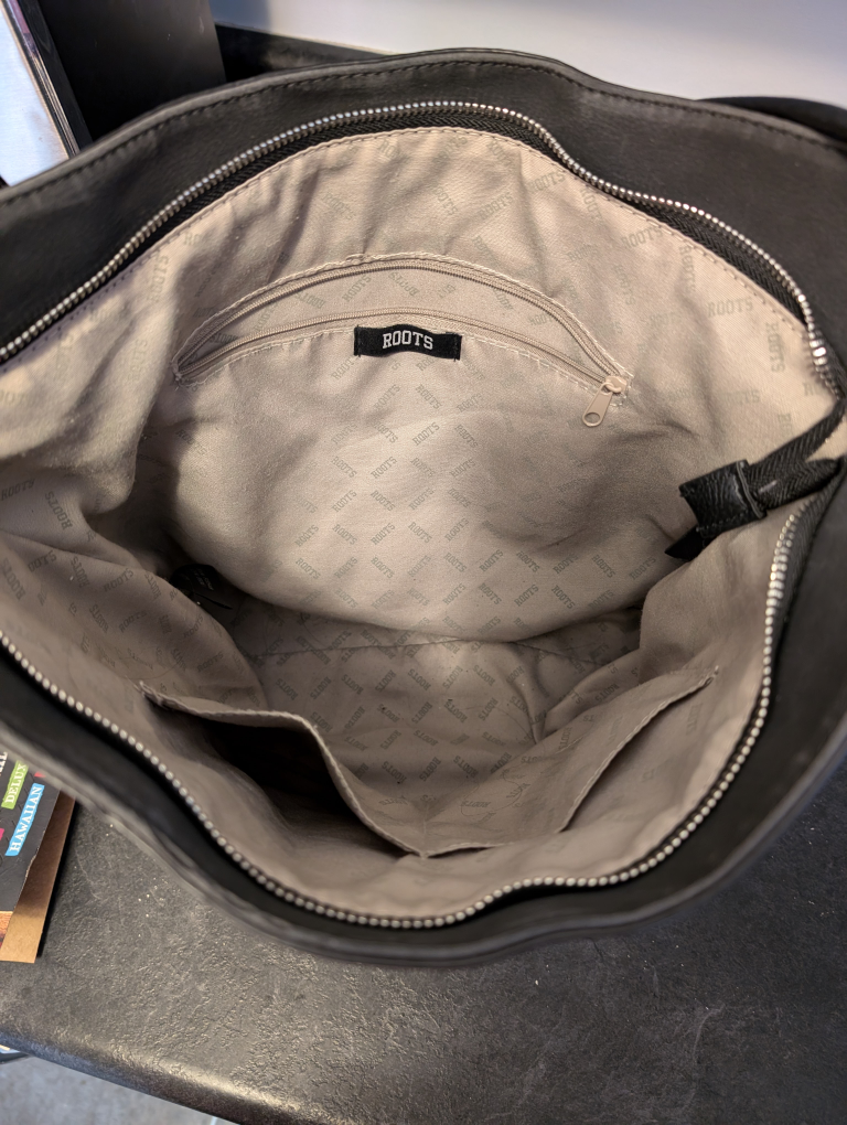 Roots Black Leather Tote Bag - photo 2